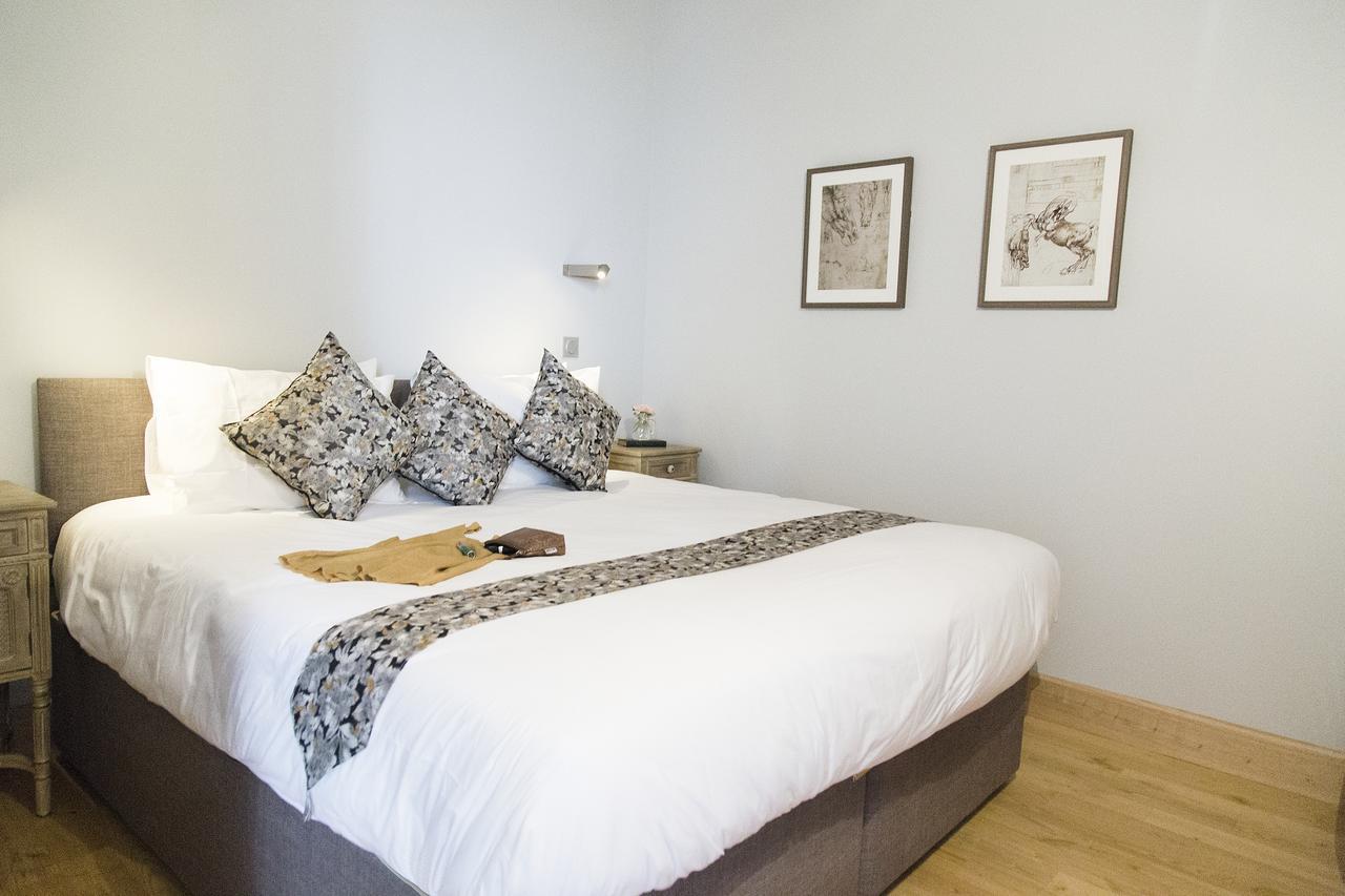 Chateau De Jalesnes Aparthotel *